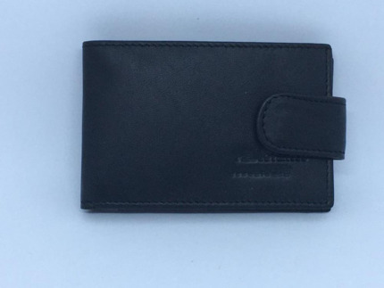 BILLETERA PIEL de UBRIQUE NEGRA PEQUEÑA mod 854