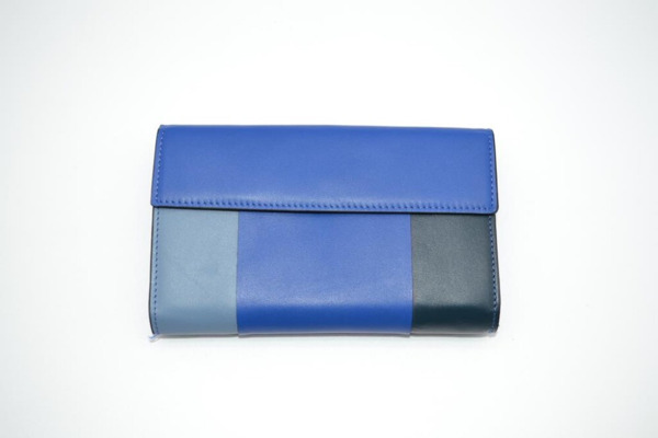 Cartera LUGUPELL Pixel grande azul (3)