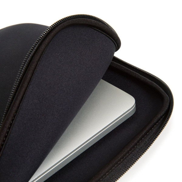 Funda portatil EASTPAK Blanket M  negra (1)