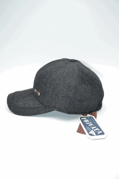 Gorra PRIVATA con orejeras negra (1)