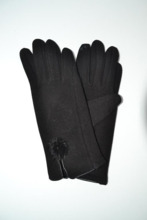 Guantes de mujer negro pompon