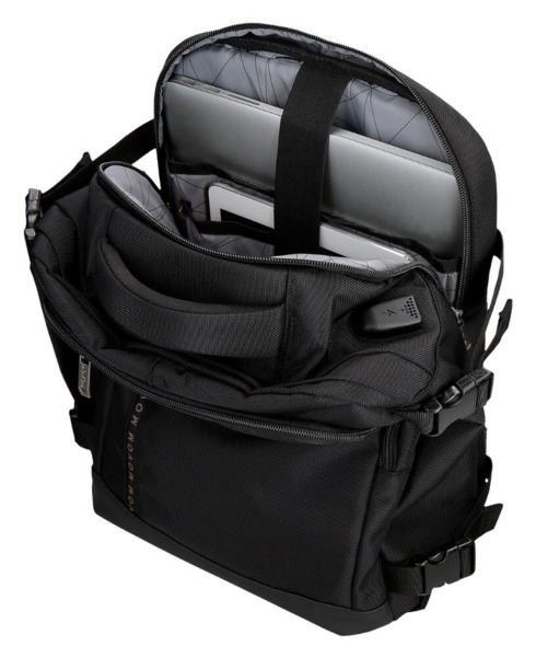 Mochila de viaje con portaordenador MOVOM negro (4)