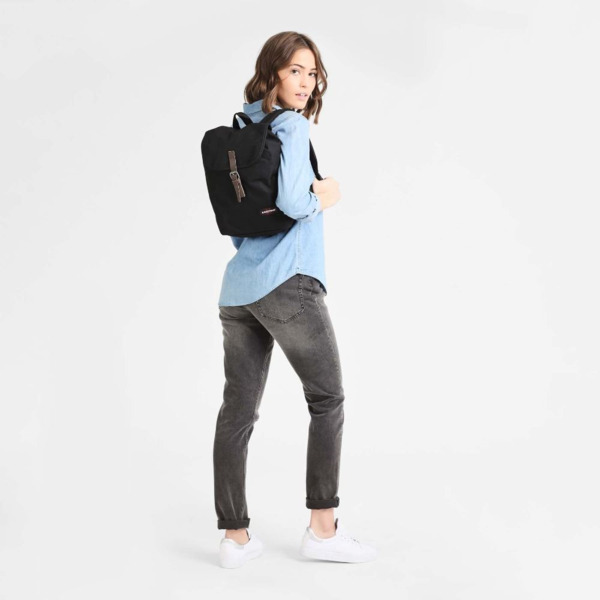 Mochila EASTPAK Casyl Black (6)