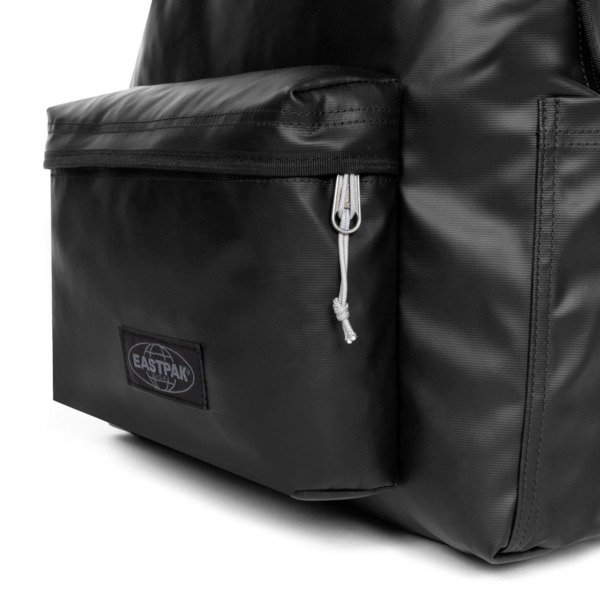 Mochila EASTPAK  Day Pak'r Tarp Black (2)