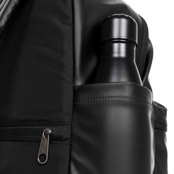Mochila EASTPAK  Day Pak'r Tarp Black (4)