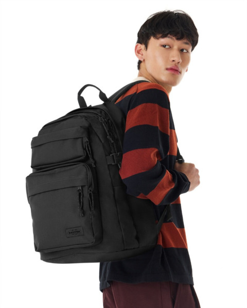 Mochila EASTPAK DBL PRO negra (4)
