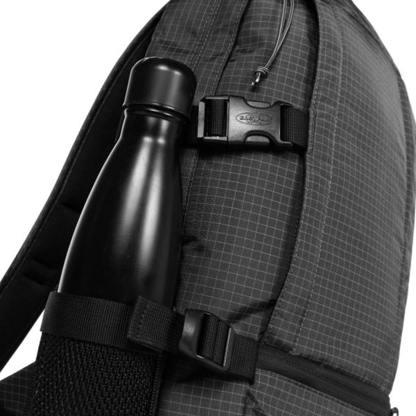 Mochila EASTPAK Floid Cs Ripstop Blac (3)