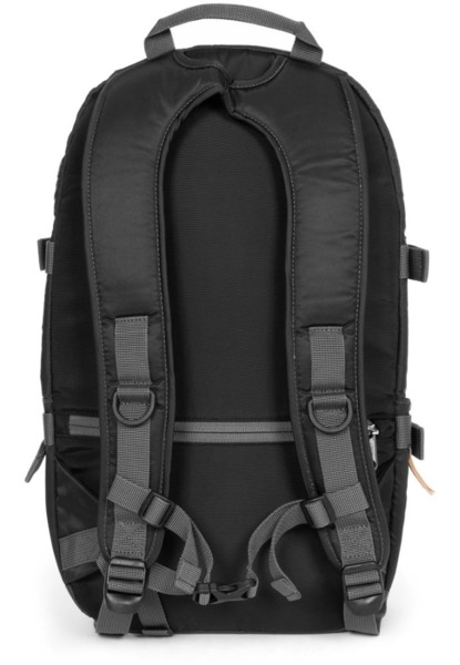 Mochila EASTPAK Floid Cs Satin (1)