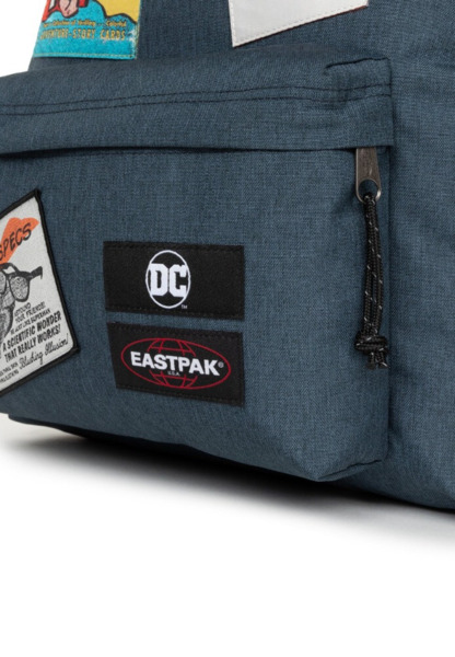 Mochila EASTPAK Padded Pak'R Superman Patch (1)