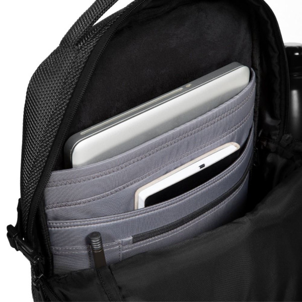 MOCHILA EASTPAK TECUM M CNCT Coat (1)