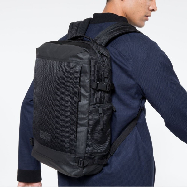 MOCHILA EASTPAK TECUM M CNCT Coat (7)
