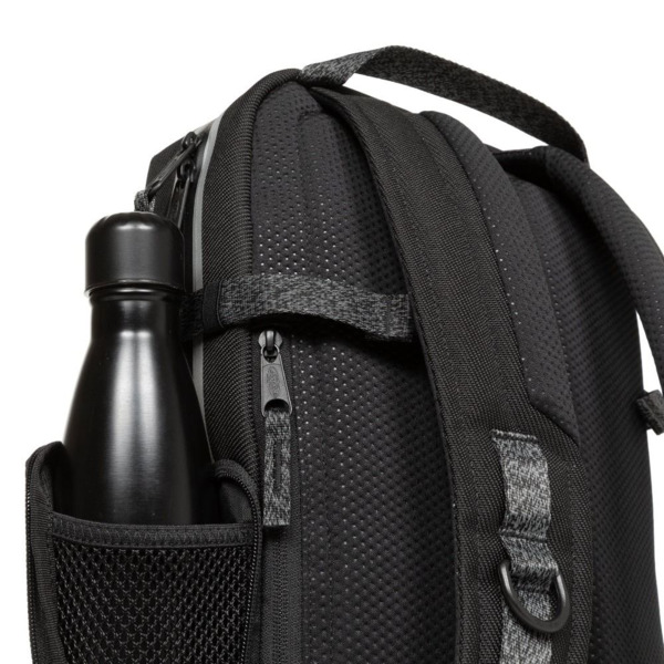 Mochila EASTPAK Tecum M CNNCT Welded (3)