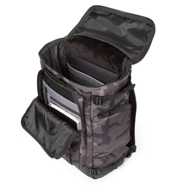 Mochila EASTPAK TECUM TOP CNNT Camo verde (6)