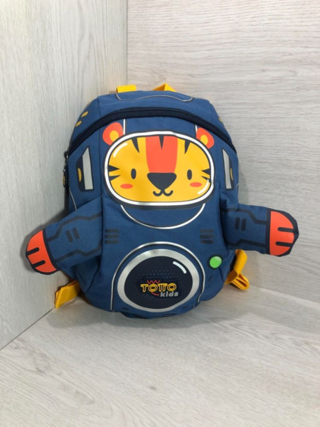 MOCHILA INFANTIL TOTTO TIGRE ESPACIAL (2)