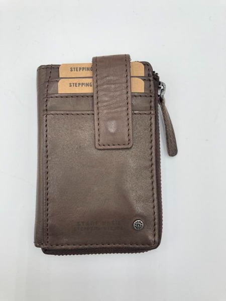 Monedero tarjetero STAMP Atlas marron (1)