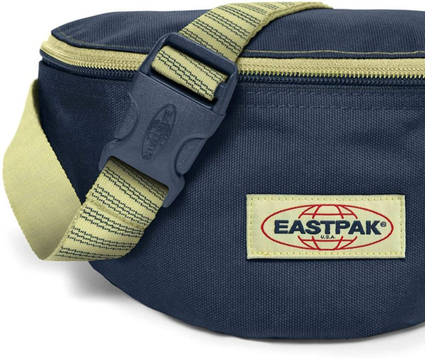 RIÑONERA EASTPAK Blakoutstripicy (2)
