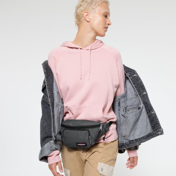 Riñonera EASTPAK   Page Black Denim (4)