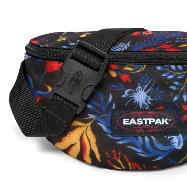 Riñonera EASTPAK Whimsical Black (3)