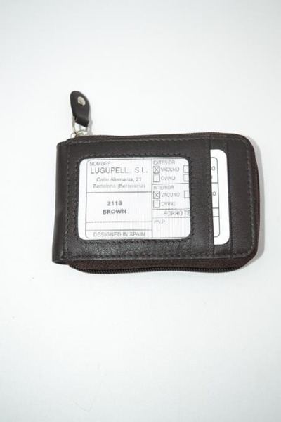 Tarjetero con cremallera de piel marron (1)