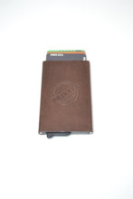 Tarjetero metalico Privata marron
